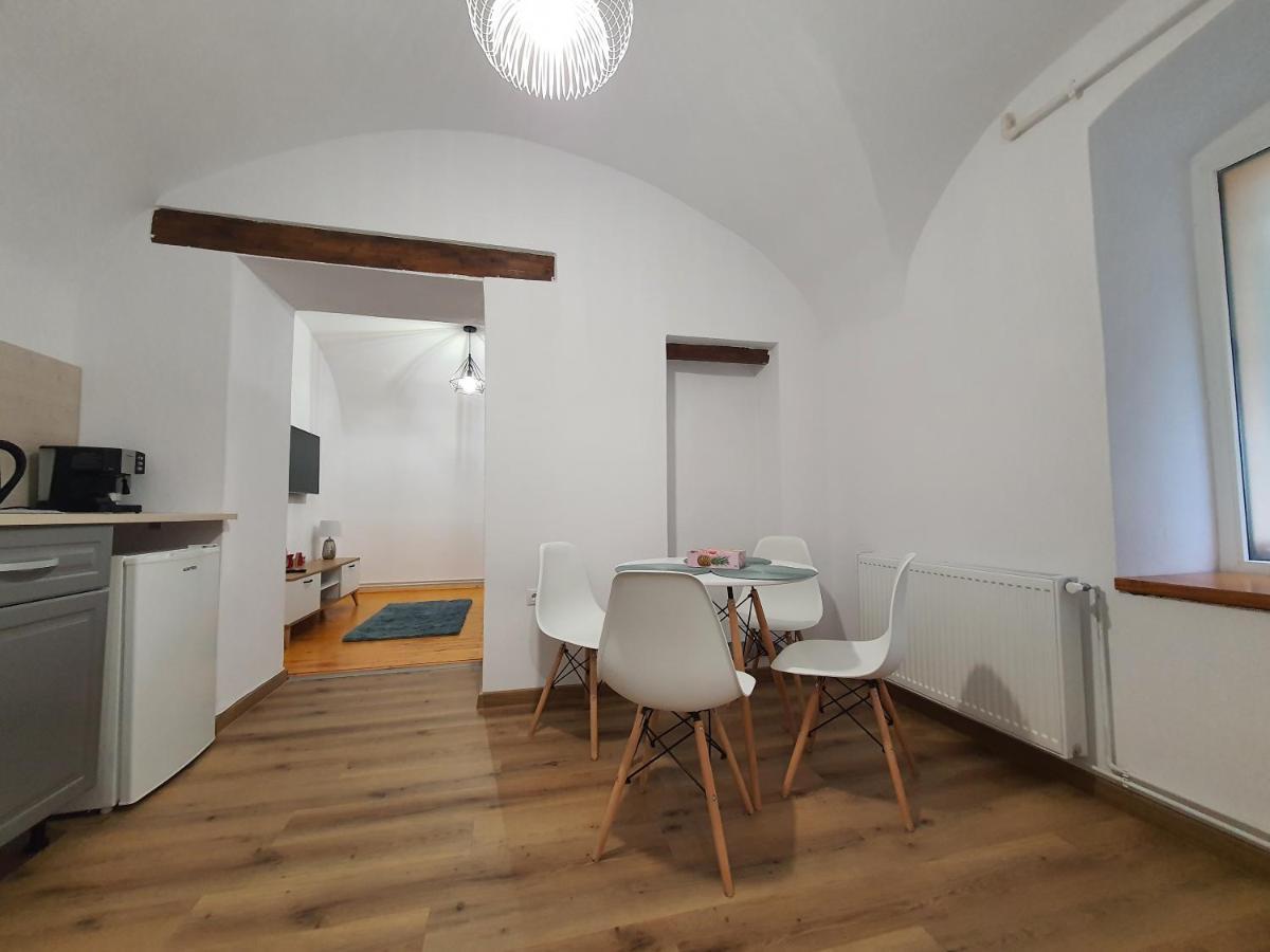 סיביו Lucasi Apartament מראה חיצוני תמונה